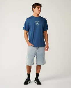 Arch Search Loose Tee