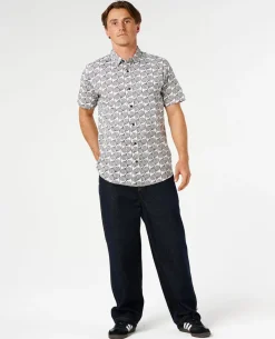 Artist of the Search Yardy Short Sleeve Shirt