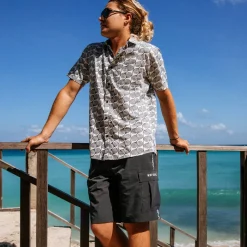 Artist of the Search Yardy Short Sleeve Shirt