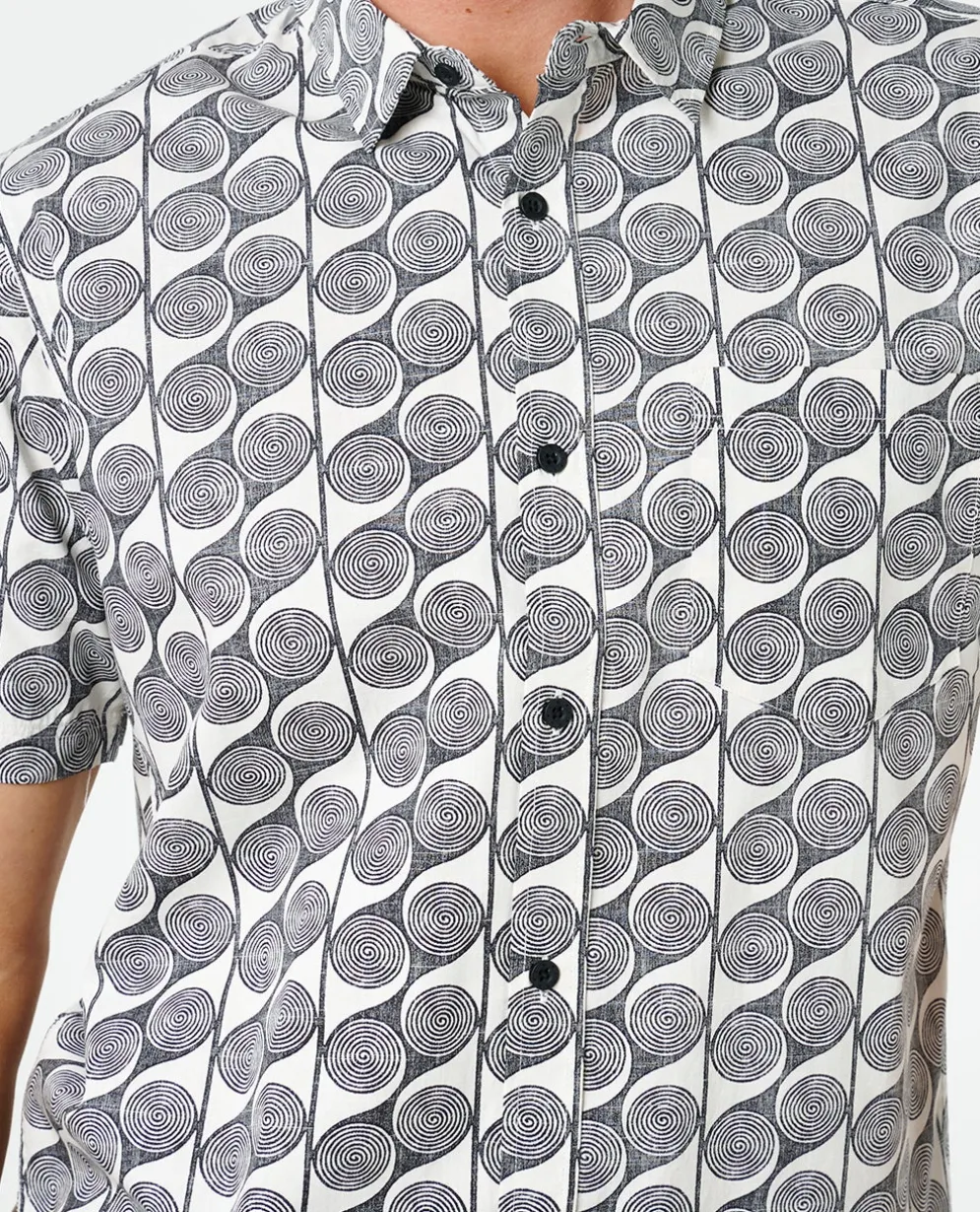 Artist of the Search Yardy Short Sleeve Shirt