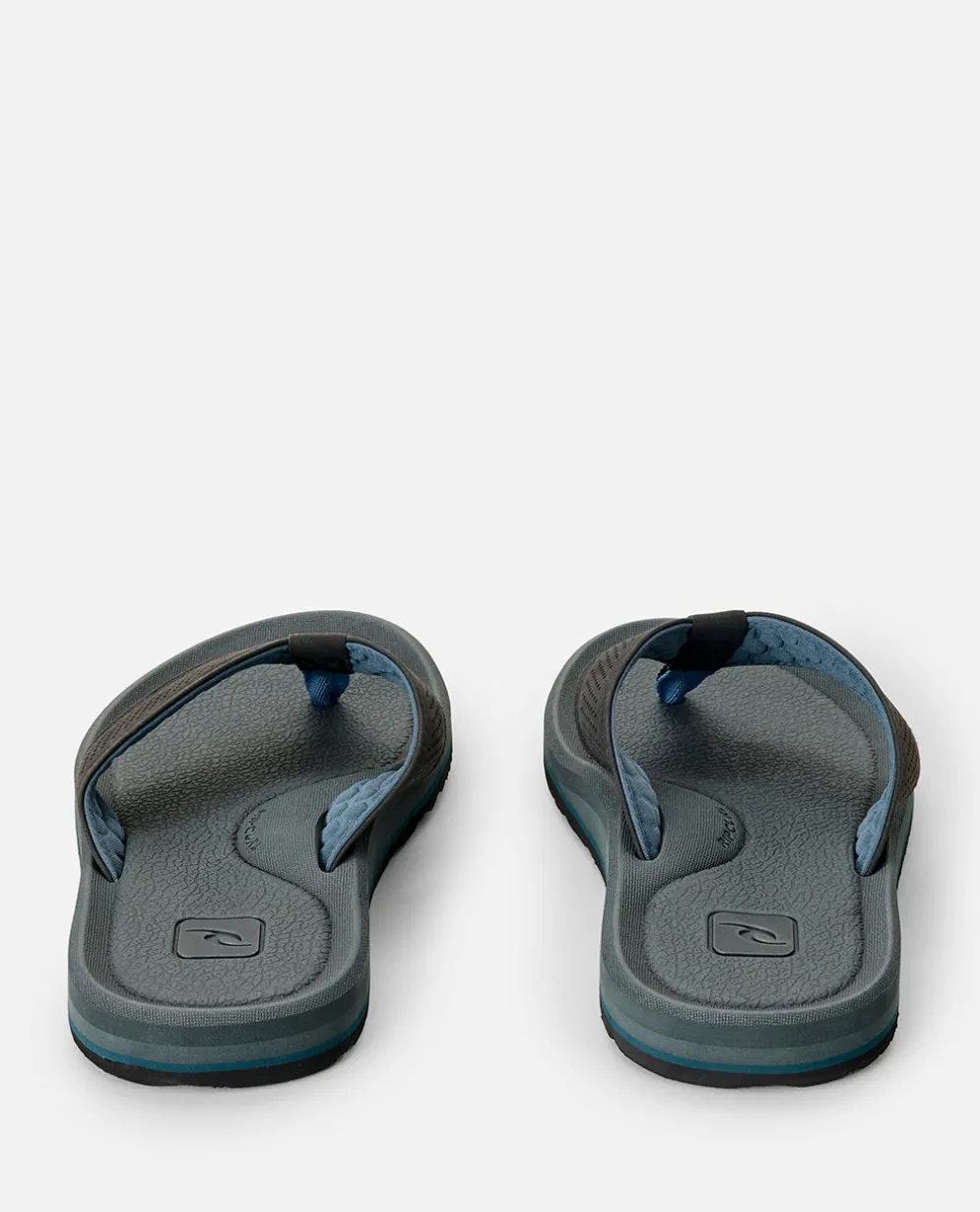 Chiba Thongs