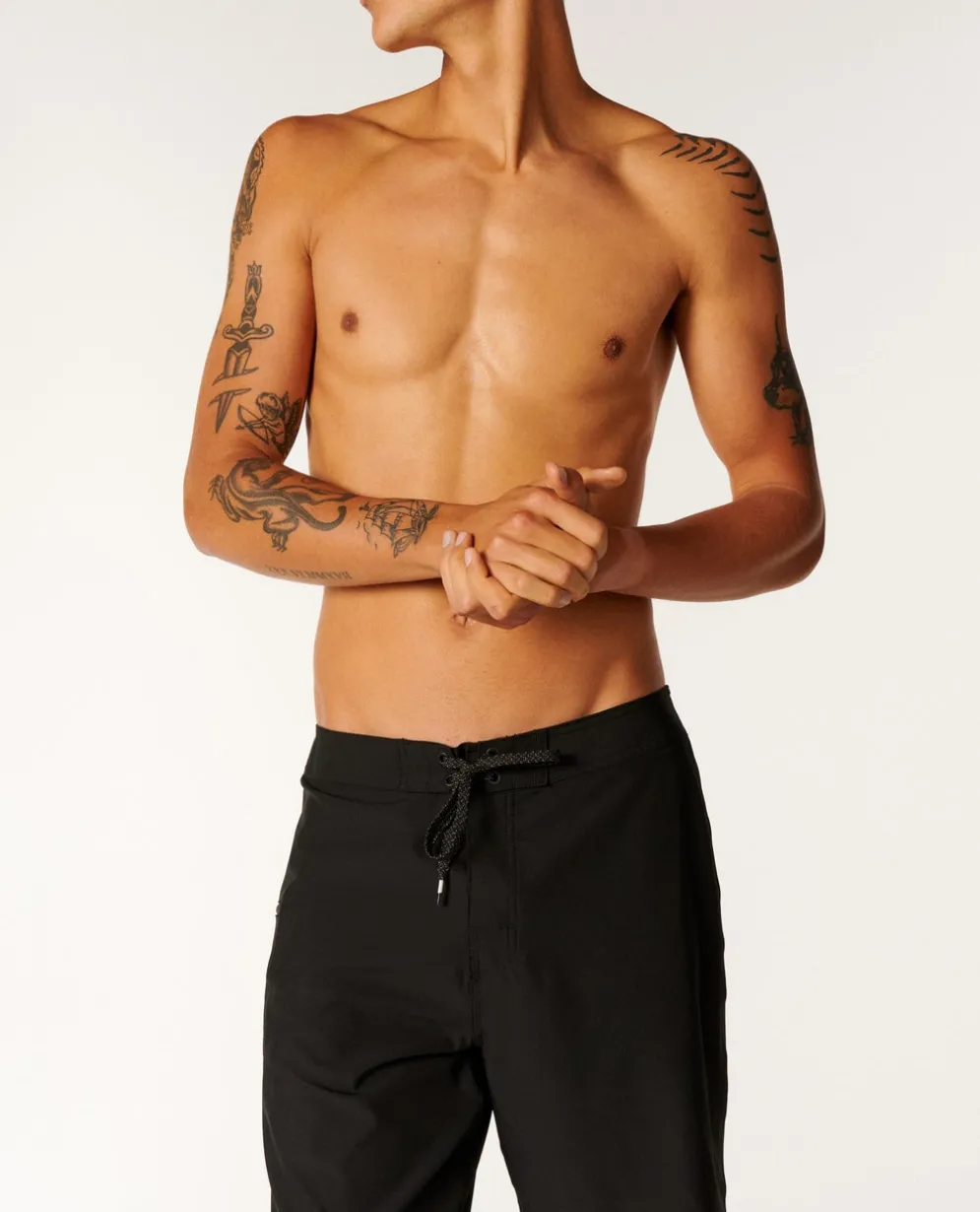 Mirage Core 20" Boardshort