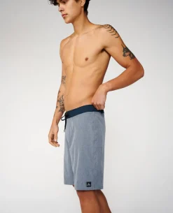 Mirage Core 20" Boardshort
