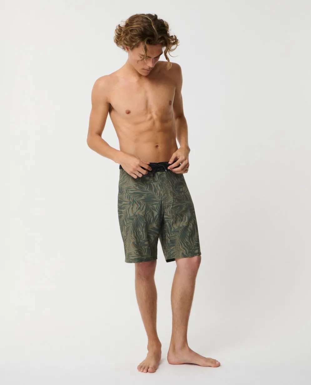 Mirage Hawaii Distort 20" Boardshort