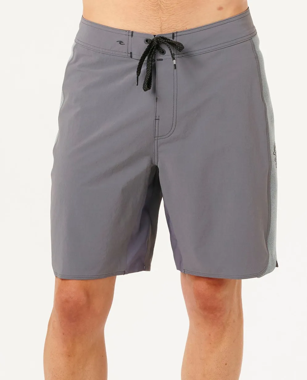 Mirage 3-2-One Ultimate 19" Boardshort