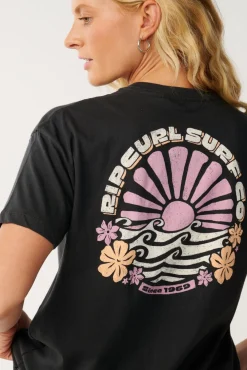 Party Wave Relaxed Tee