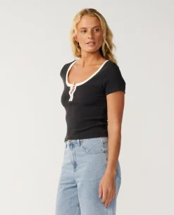 Retro Swell Tee